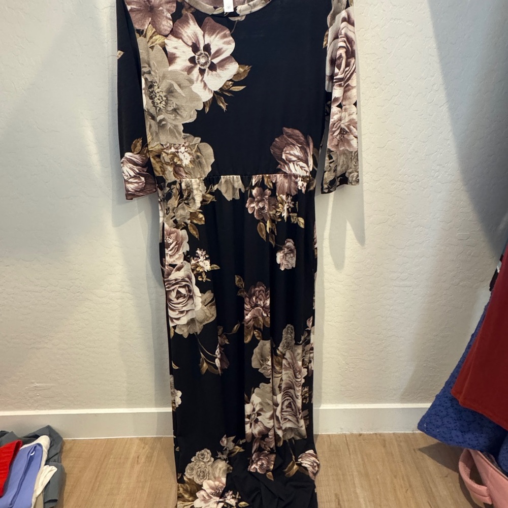 Floral Black Maxi Dress